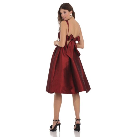 Lucy in the Sky Dresses & Skirts - 💙💖 Lucy in the Sky Maroon Flare Bow Tie Open Back Midi Dress